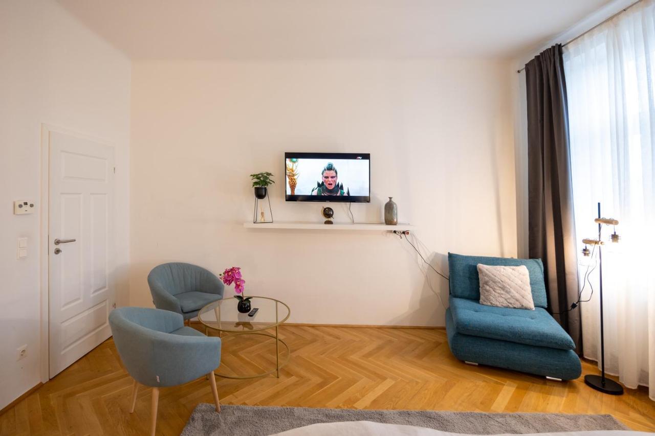 Delightful 1 Bedroom Near Schoenbrunn And Westbahnhof With Big Porch فيينا المظهر الخارجي الصورة